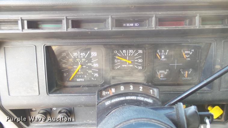 image for item DC1765 1998 Ford F800 dump truck