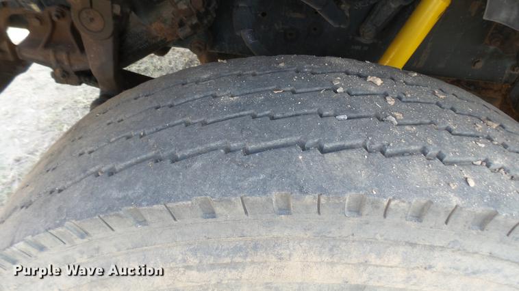 image for item DC1765 1998 Ford F800 dump truck