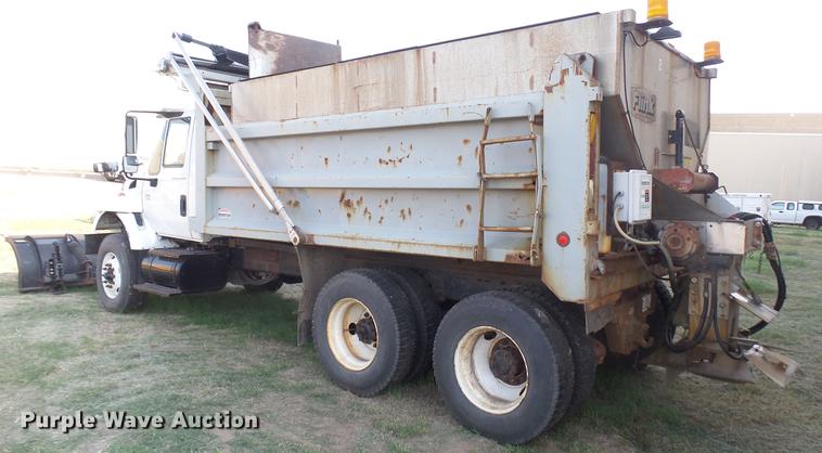 image for item DC1766 2006 International 7400 dump truck