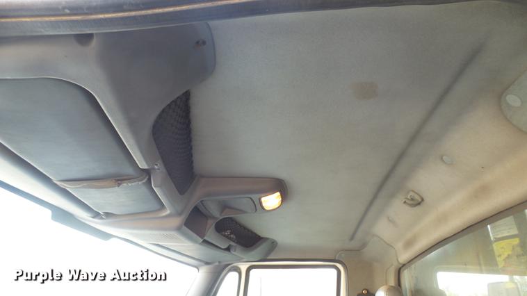 image for item DC1766 2006 International 7400 dump truck