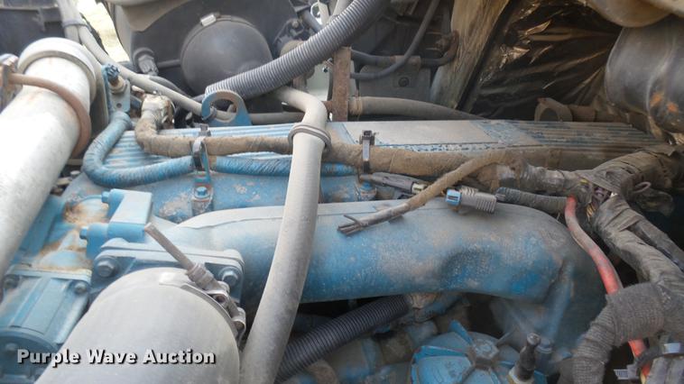 image for item DC1766 2006 International 7400 dump truck