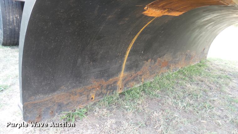 image for item DC1766 2006 International 7400 dump truck