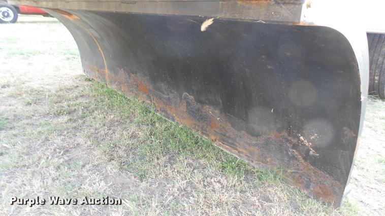 image for item DC1766 2006 International 7400 dump truck