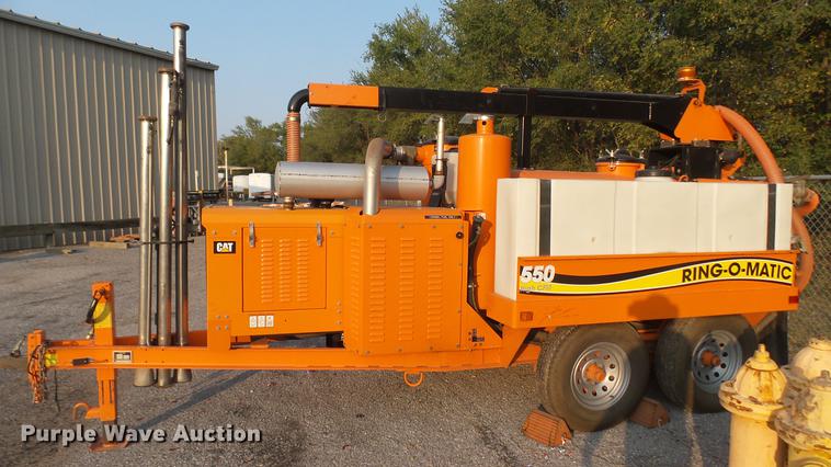 image for item DC1767 2007 Ring-o-matic 550 High CFM vacuum excavator trailer