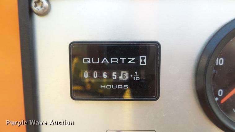 image for item DC1767 2007 Ring-o-matic 550 High CFM vacuum excavator trailer