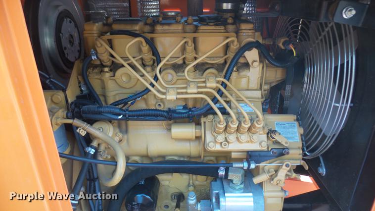 image for item DC1767 2007 Ring-o-matic 550 High CFM vacuum excavator trailer