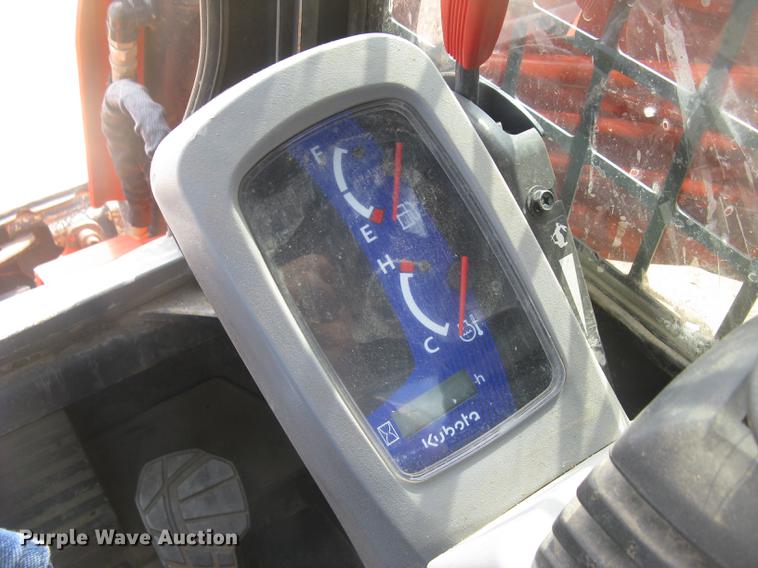 image for item DC2491 Kubota SVL75-2 skid steer