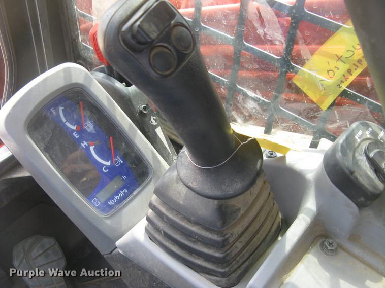 image for item DC2491 Kubota SVL75-2 skid steer