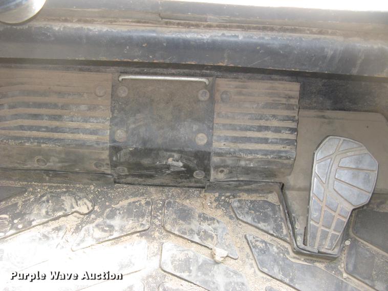 image for item DC2491 Kubota SVL75-2 skid steer