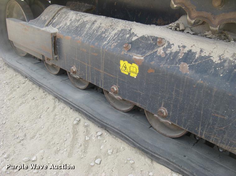 image for item DC2491 Kubota SVL75-2 skid steer