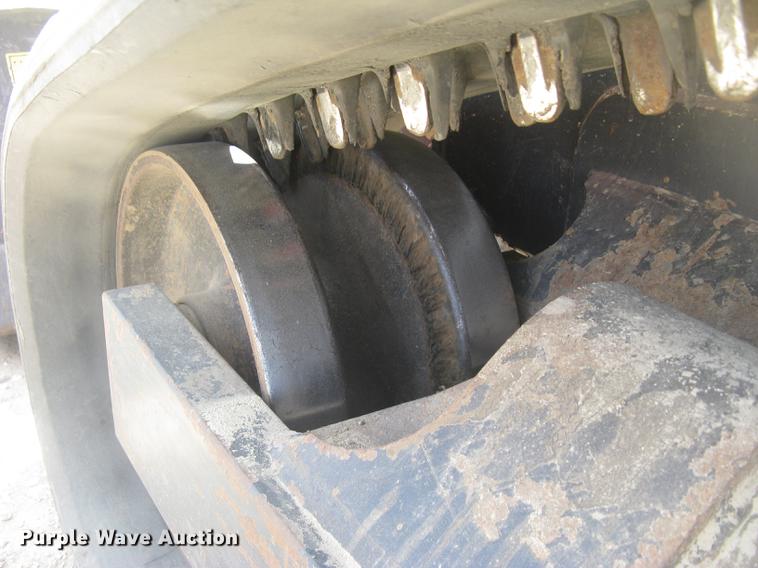 image for item DC2491 Kubota SVL75-2 skid steer