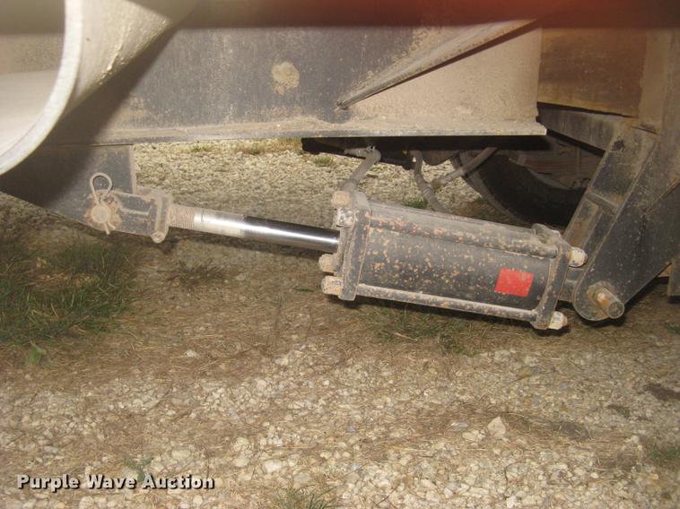 image for item DC2493 2012 Ez-Haul hydra-tail equipment trailer