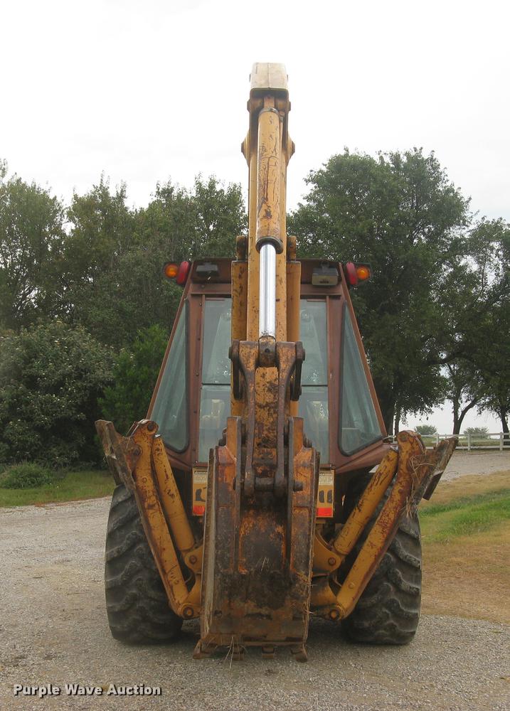 image for item DC2494 1984 Case 580 Super E backhoe