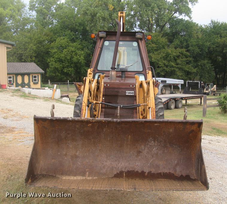 image for item DC2494 1984 Case 580 Super E backhoe