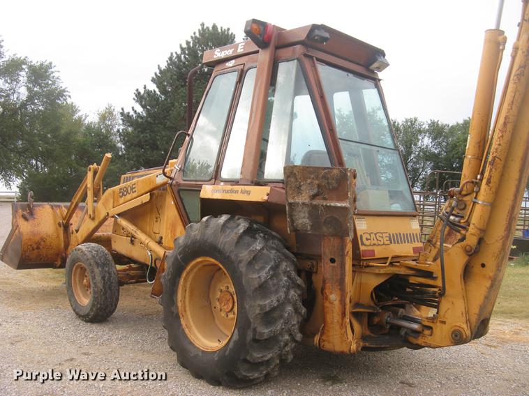 image for item DC2494 1984 Case 580 Super E backhoe