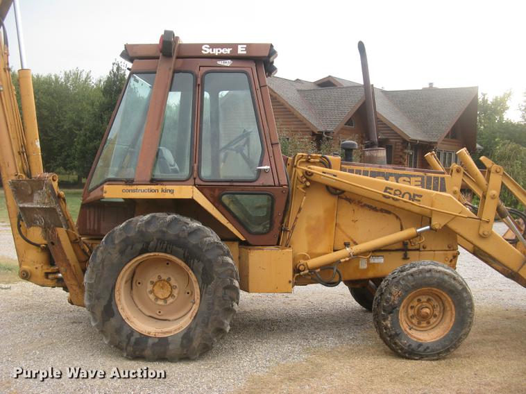 image for item DC2494 1984 Case 580 Super E backhoe