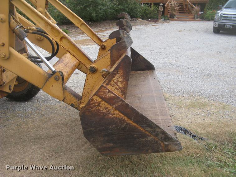 image for item DC2494 1984 Case 580 Super E backhoe