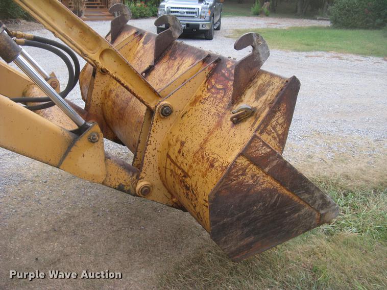 image for item DC2494 1984 Case 580 Super E backhoe