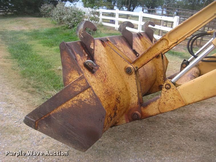 image for item DC2494 1984 Case 580 Super E backhoe