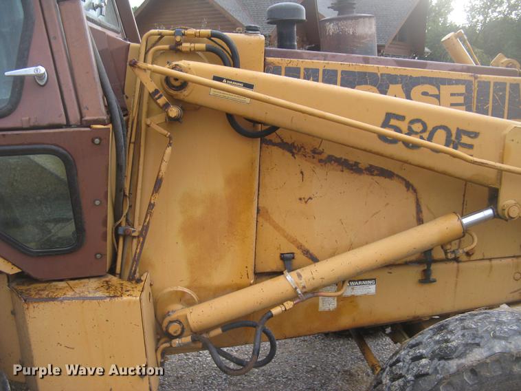 image for item DC2494 1984 Case 580 Super E backhoe