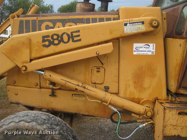 image for item DC2494 1984 Case 580 Super E backhoe