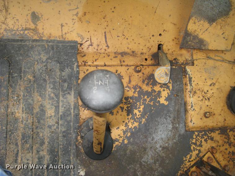 image for item DC2494 1984 Case 580 Super E backhoe