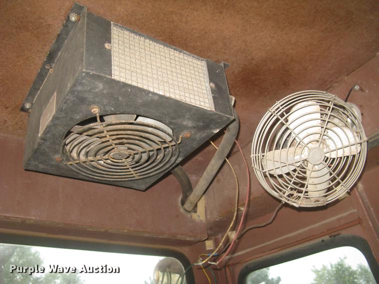 image for item DC2494 1984 Case 580 Super E backhoe