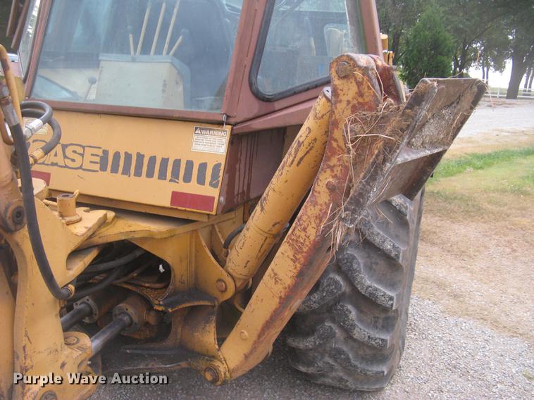 image for item DC2494 1984 Case 580 Super E backhoe