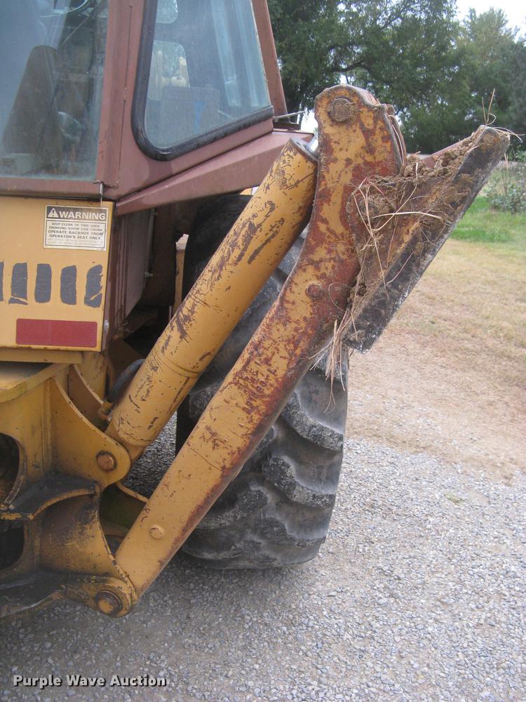 image for item DC2494 1984 Case 580 Super E backhoe