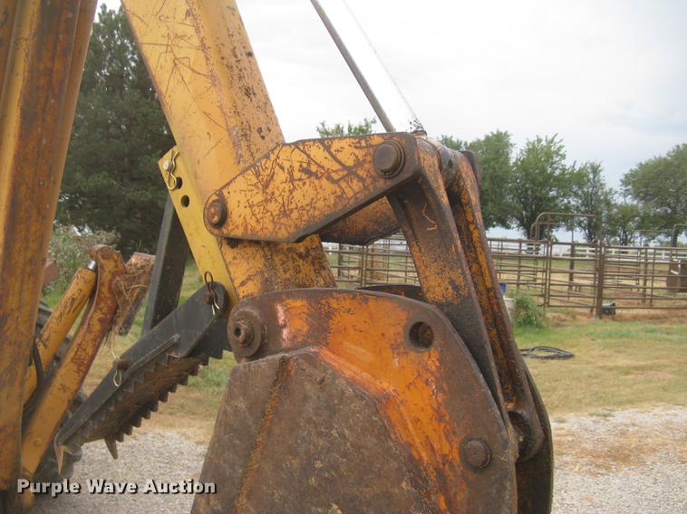 image for item DC2494 1984 Case 580 Super E backhoe