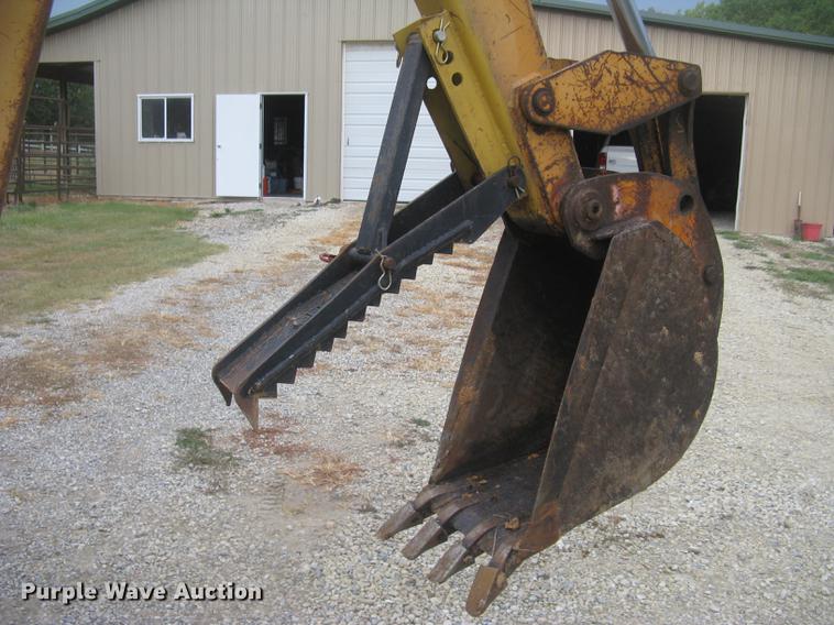 image for item DC2494 1984 Case 580 Super E backhoe