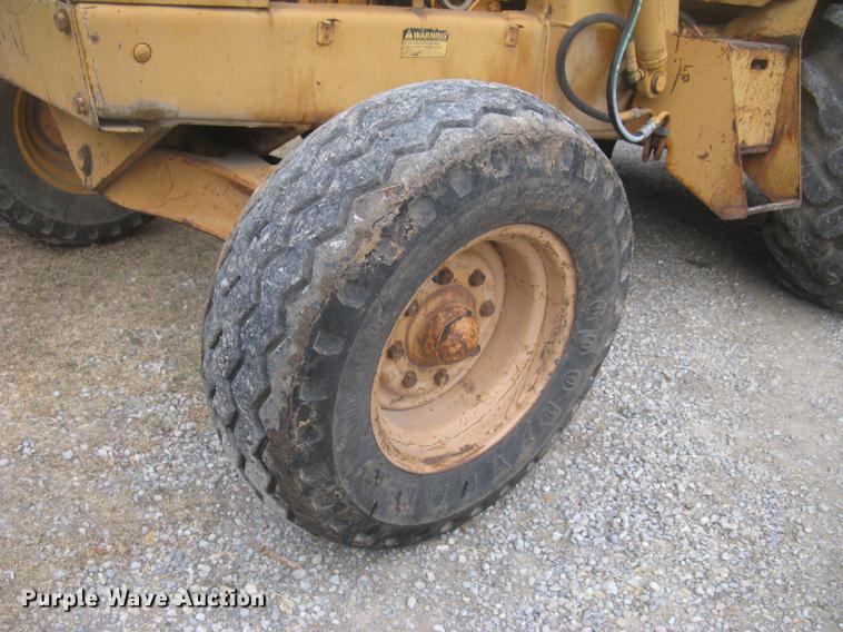 image for item DC2494 1984 Case 580 Super E backhoe