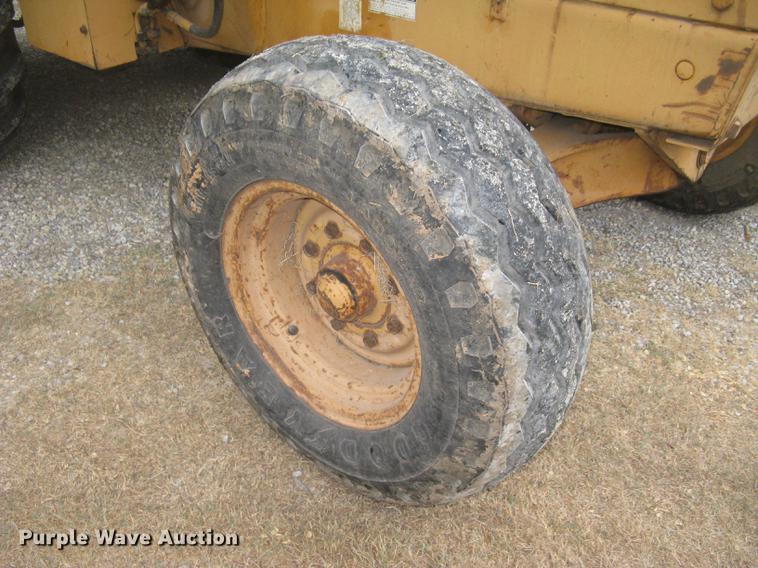 image for item DC2494 1984 Case 580 Super E backhoe