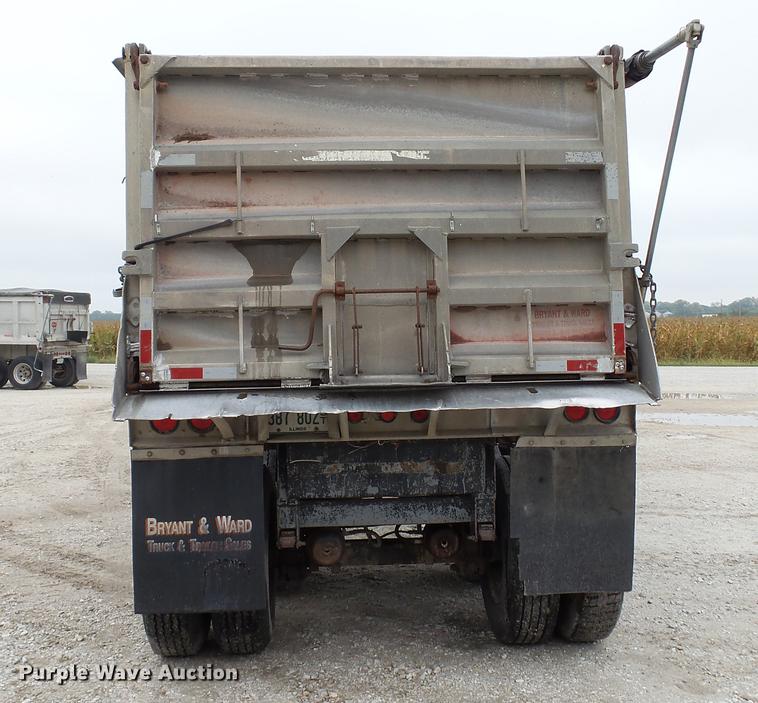 image for item DC2604 1981 Fruehauf end dump trailer