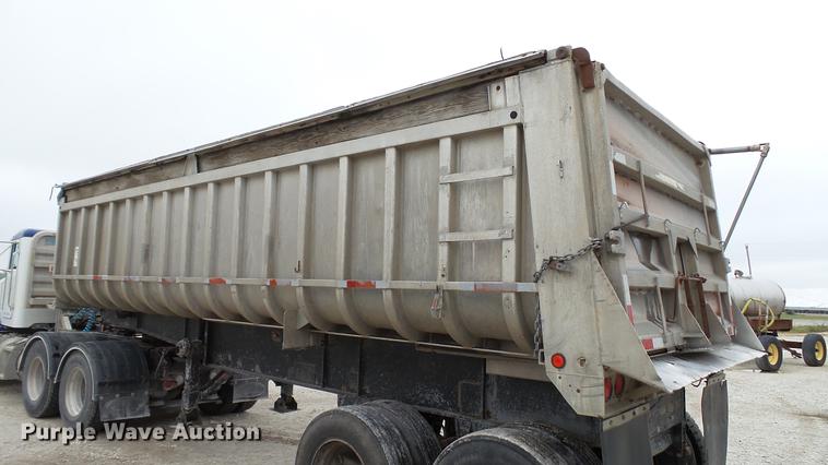 image for item DC2604 1981 Fruehauf end dump trailer