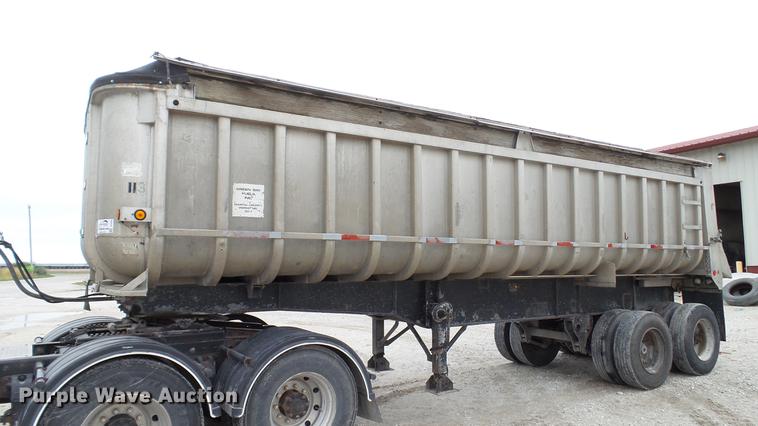 image for item DC2604 1981 Fruehauf end dump trailer