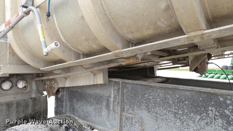 image for item DC2604 1981 Fruehauf end dump trailer