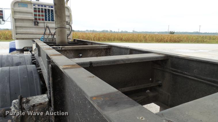 image for item DC2604 1981 Fruehauf end dump trailer