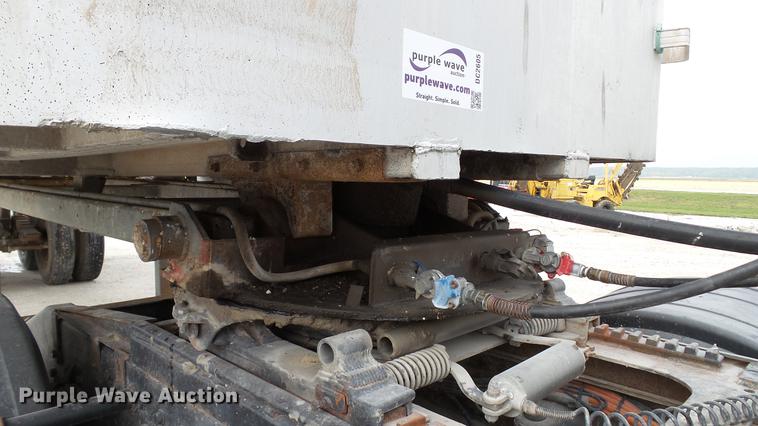 image for item DC2605 1980 Travis end dump trailer
