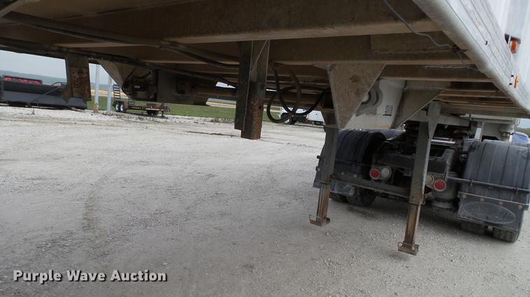 image for item DC2605 1980 Travis end dump trailer