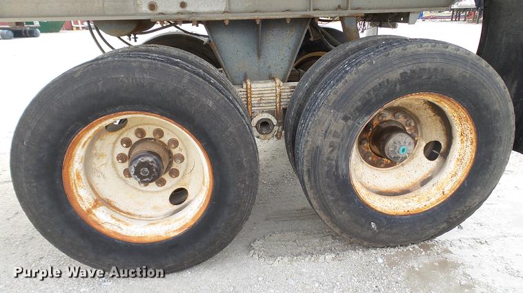 image for item DC2605 1980 Travis end dump trailer