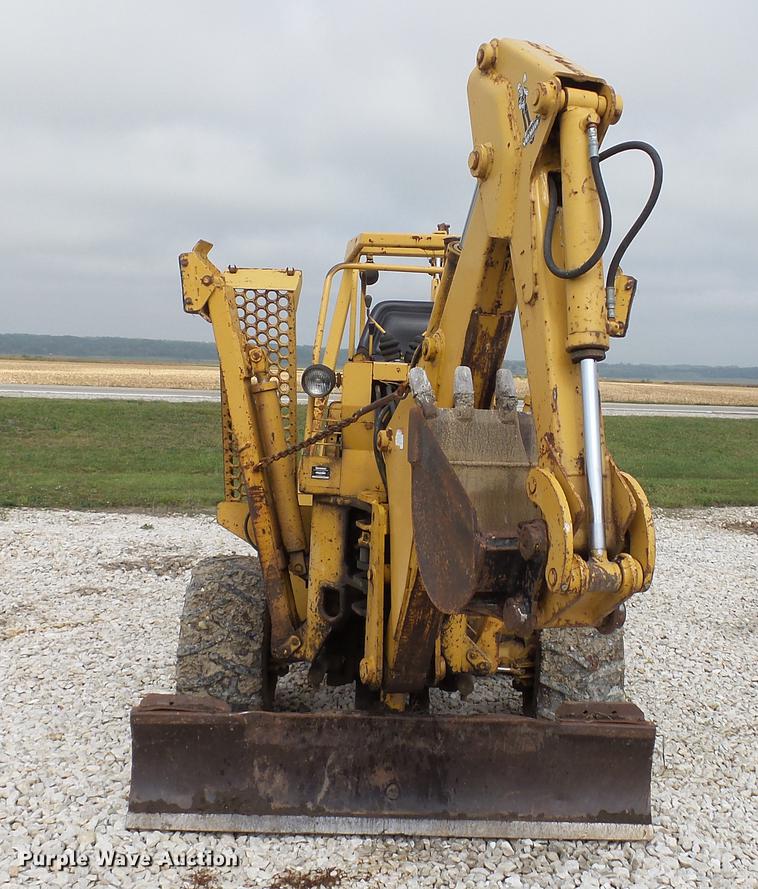 image for item DC2606 1992 Vermeer V6050 trencher