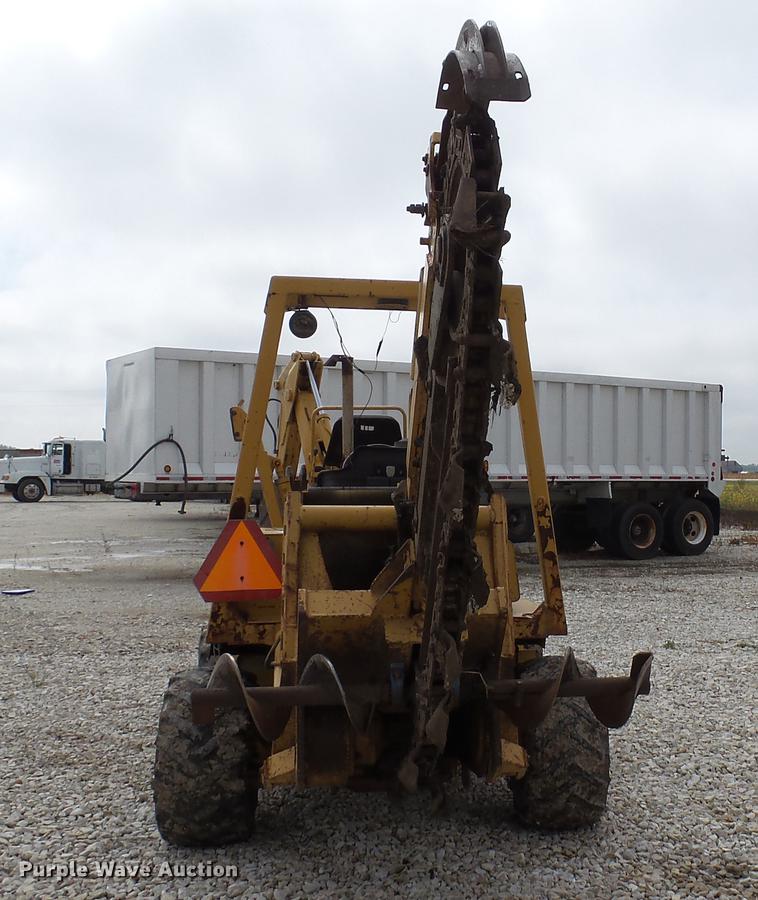 image for item DC2606 1992 Vermeer V6050 trencher