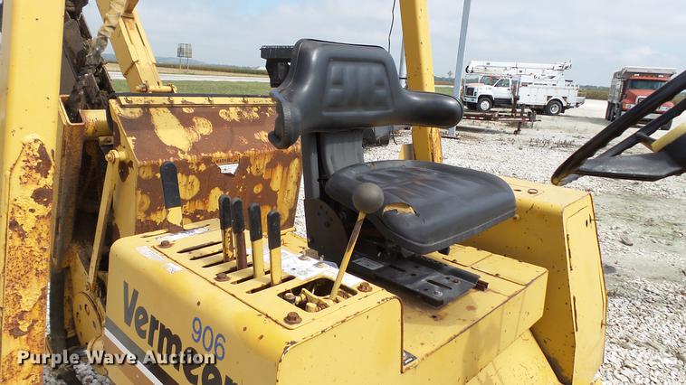 image for item DC2606 1992 Vermeer V6050 trencher