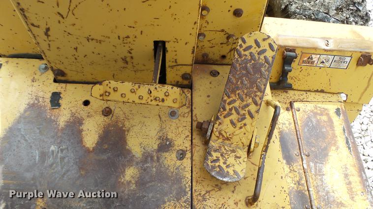 image for item DC2606 1992 Vermeer V6050 trencher