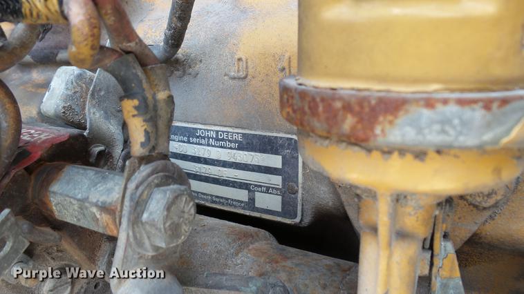 image for item DC2606 1992 Vermeer V6050 trencher