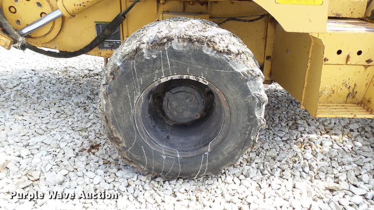 image for item DC2606 1992 Vermeer V6050 trencher