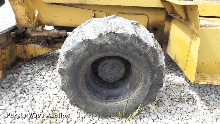 image for item DC2606 1992 Vermeer V6050 trencher