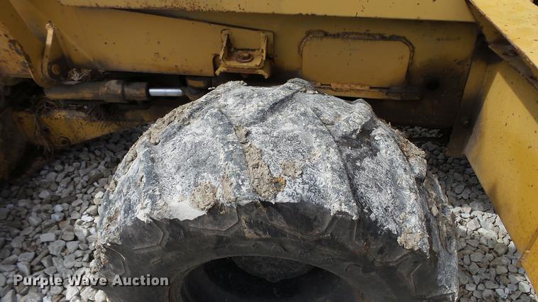 image for item DC2606 1992 Vermeer V6050 trencher