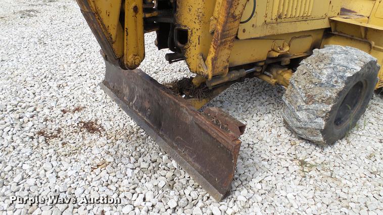 image for item DC2606 1992 Vermeer V6050 trencher